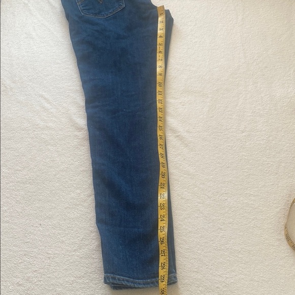 Levi's Blue Skinny Jeans with Distressed Details - Picture 11 of 11